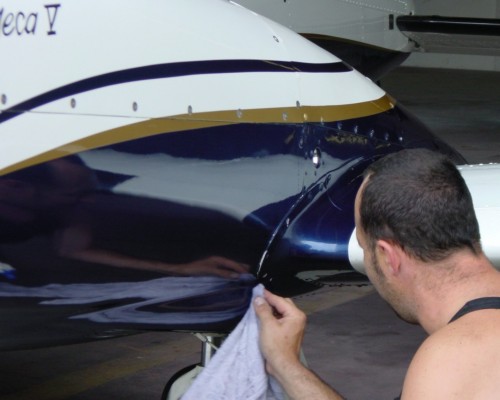 Flugzeug Polieren Kosten lackieren Flugzeug Polieren Kosten lackieren